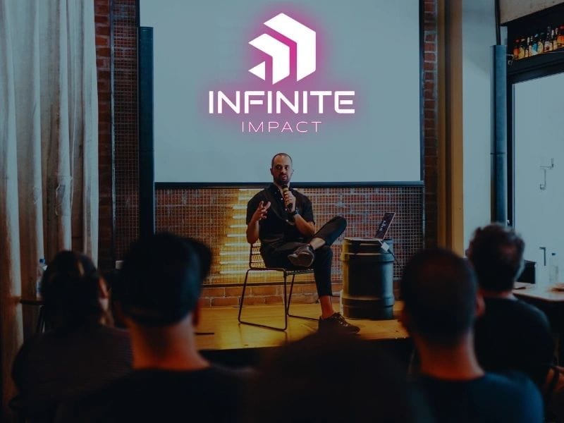 Rafi Friedmann speaking at an Infinite Impact event